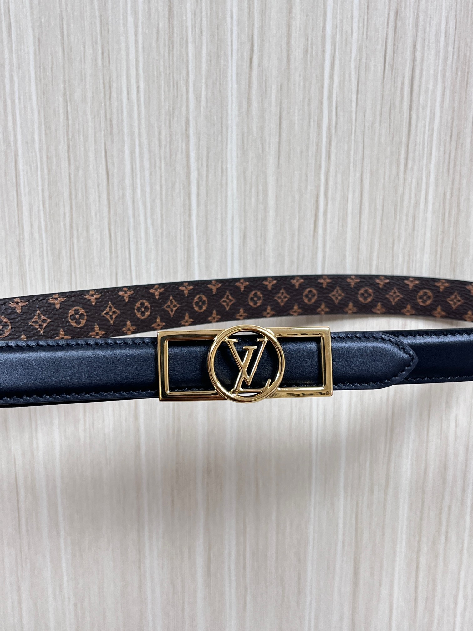 LV Style Leather Top Handle Bag Lookbook Reference image 2