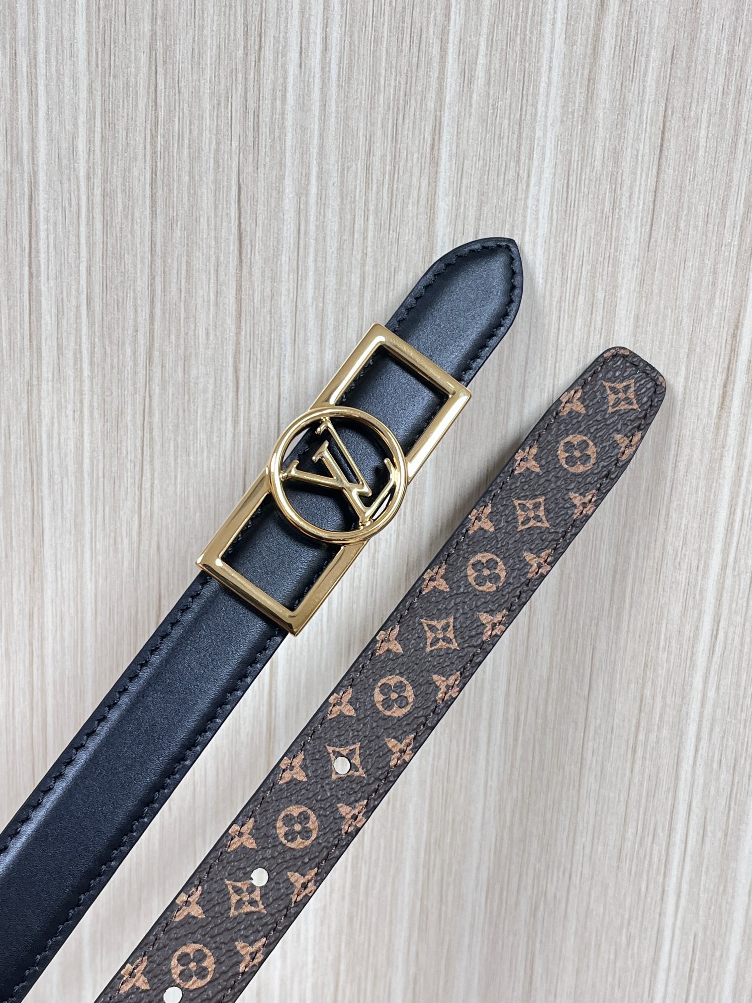 LV Style Leather Top Handle Bag Women's Belts detail image 4 from source 754101