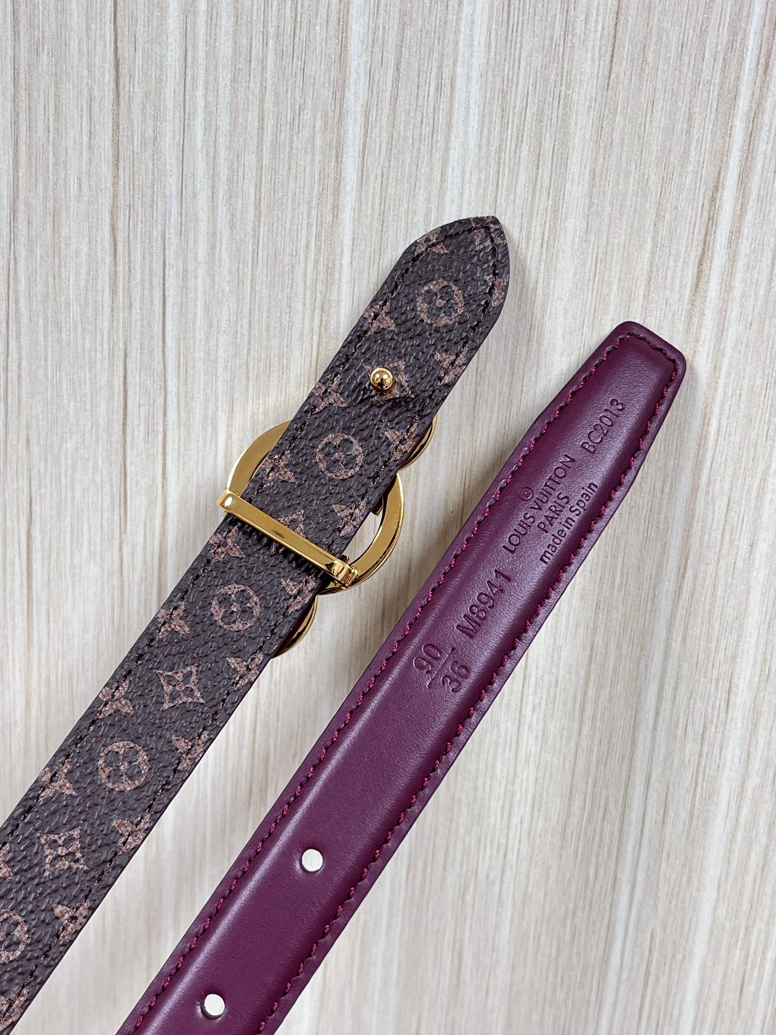 LV Style Red Leather Women's Belts Lookbook Reference image 2