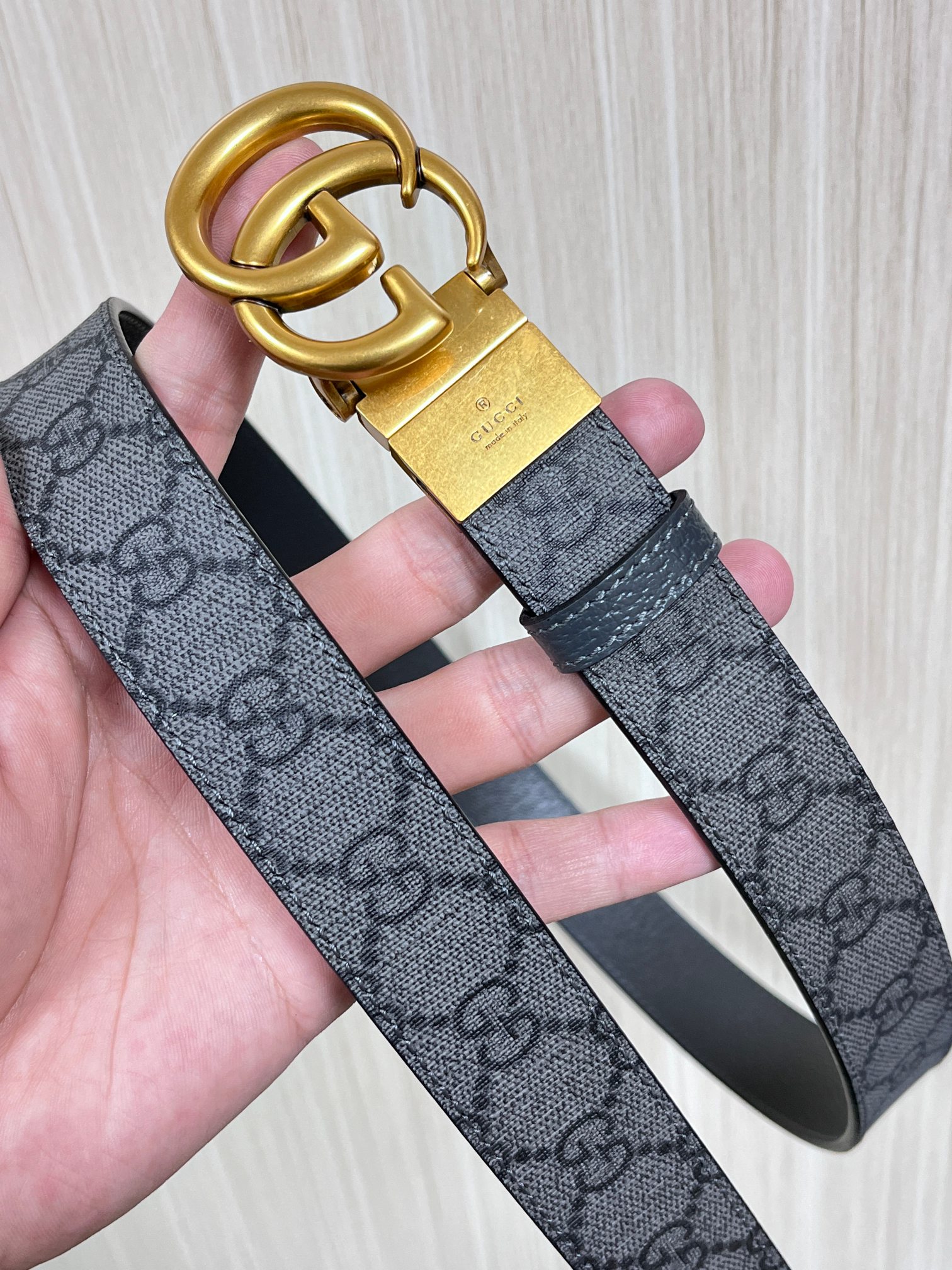 Gucci Style Grey Leather Women's Belts Lookbook Reference image 1
