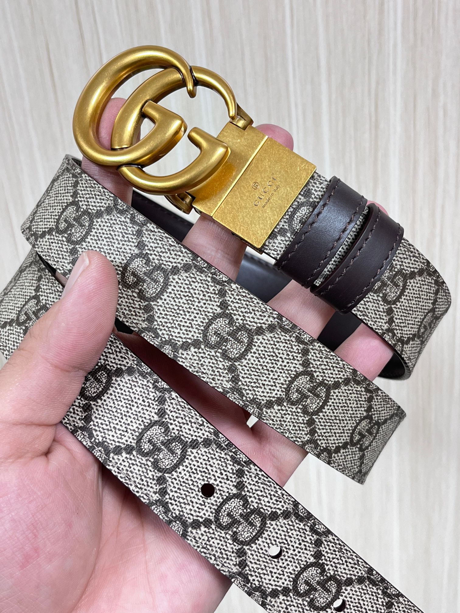 Gucci Style Black Leather Women's Belts Lookbook Reference image 2