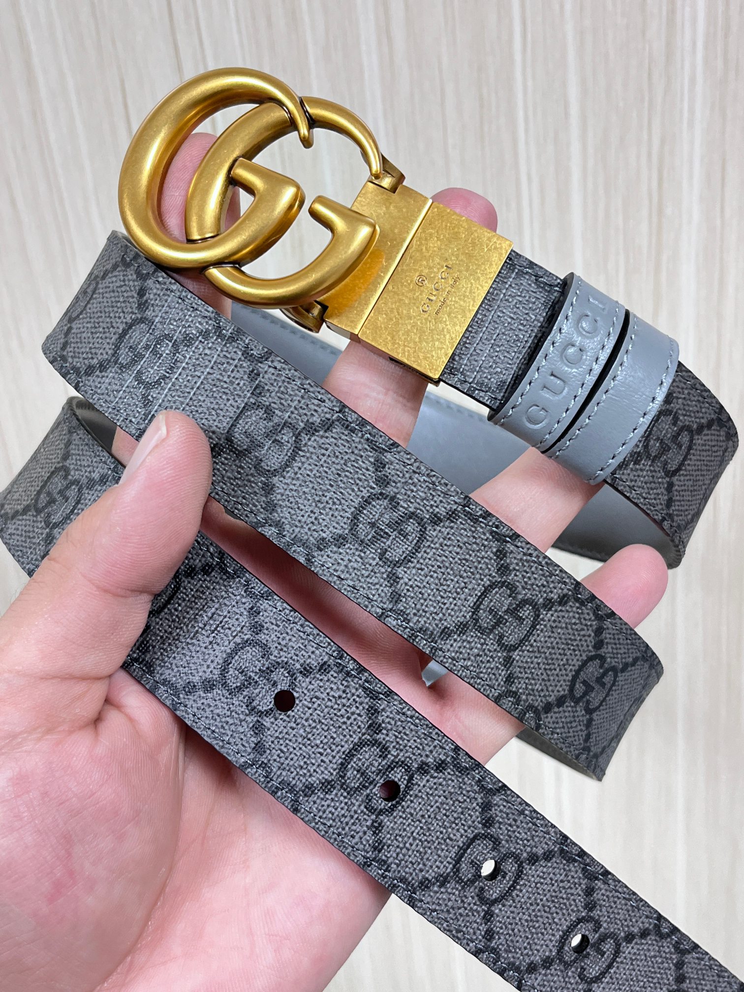 Gucci Style Grey Leather Women's Belts Lookbook Reference image 2
