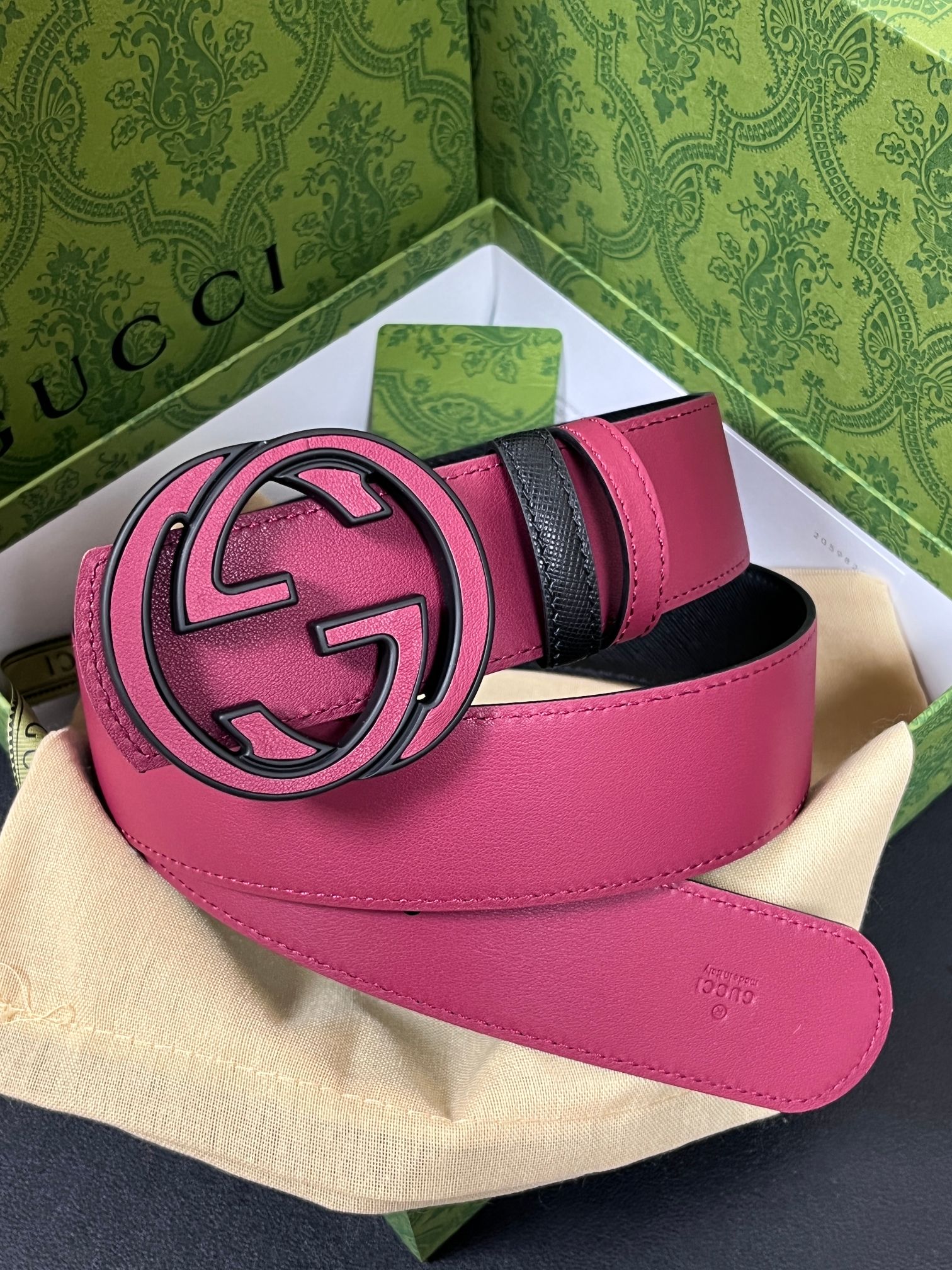 Gucci Style Black Leather Men's Belts Lookbook Reference image 1