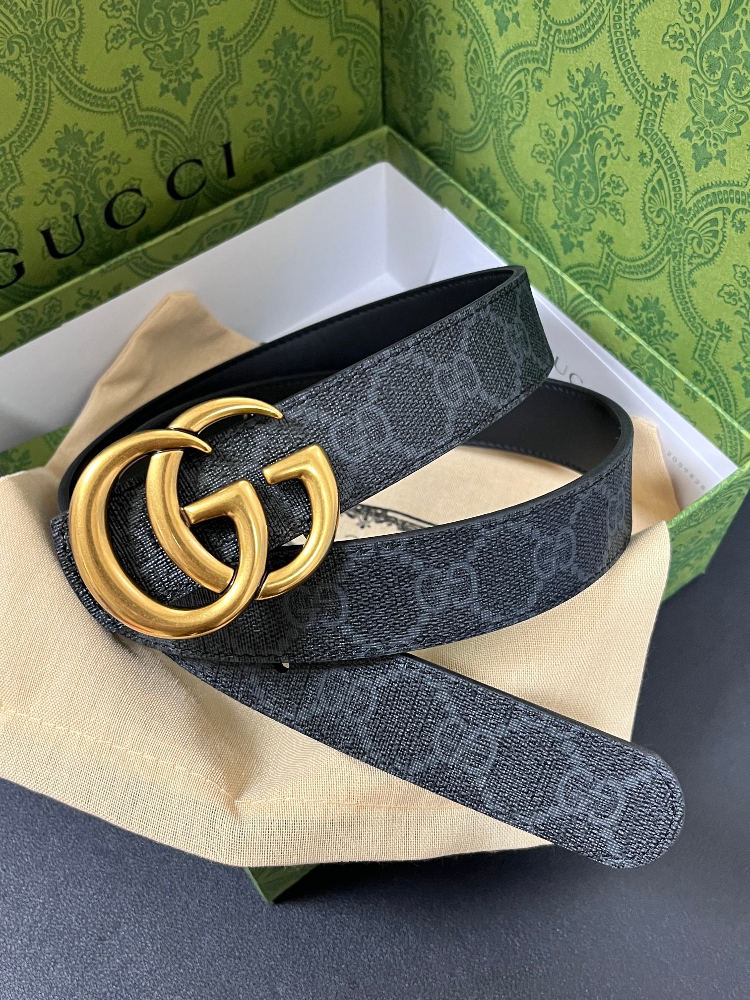 Gucci Style Black Leather Women's Belts Lookbook Reference image 1