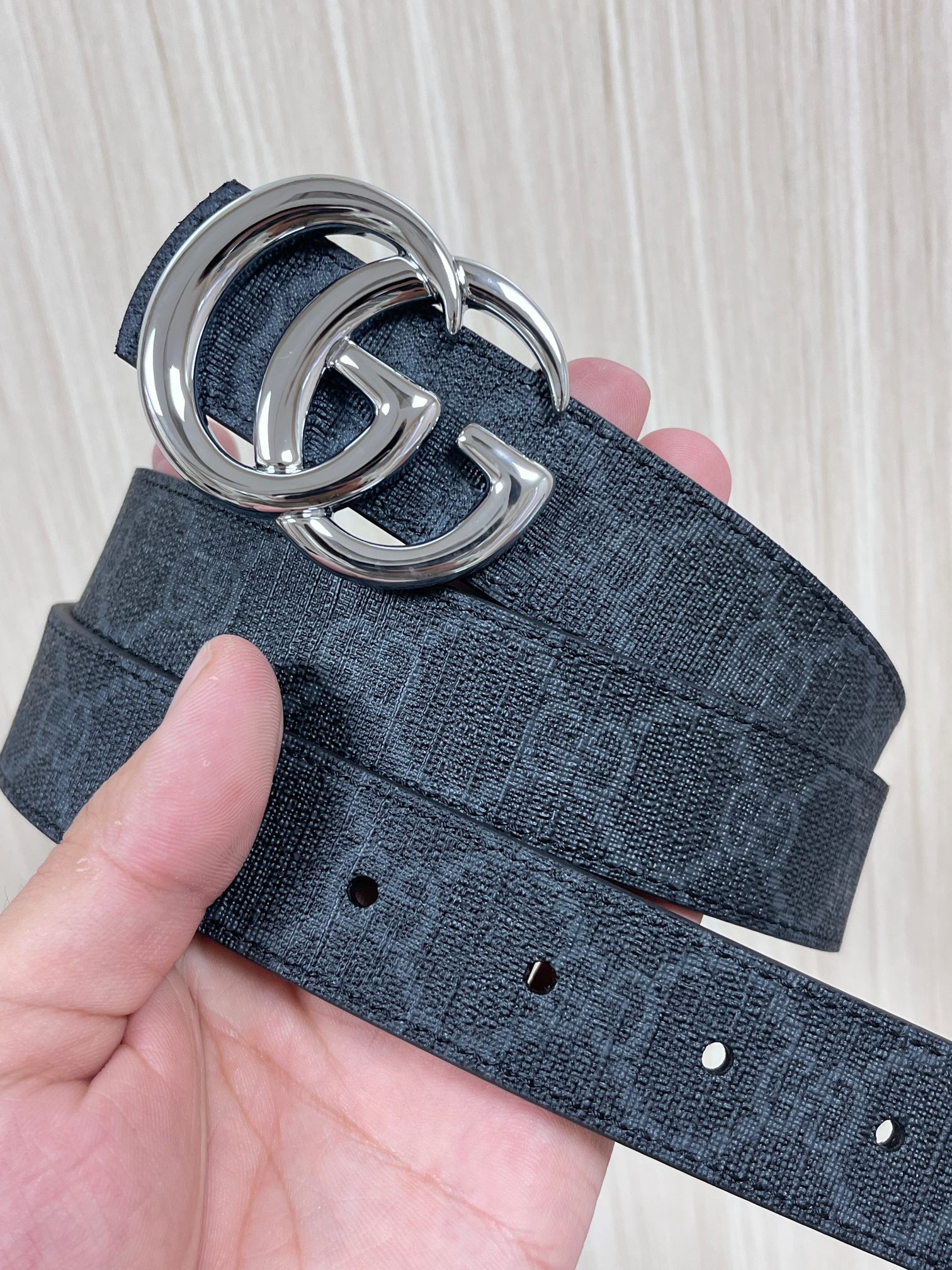 Gucci Style Leather Women's Belts Lookbook Reference image 2