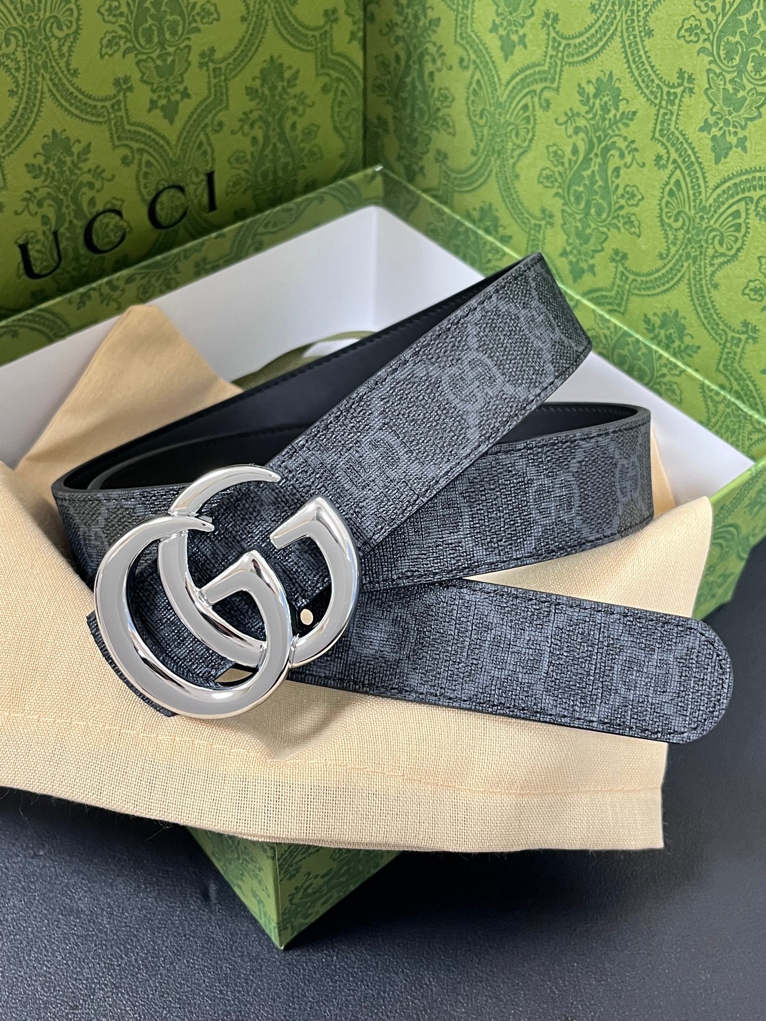Gucci Style Leather Women's Belts Lookbook Reference image 1