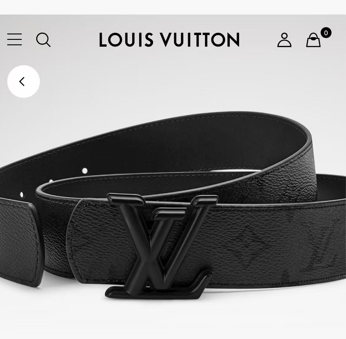 当季新款一腰带两穿：双面设计，一面哑光灰花花休闲，一面纯黑商务，轻松适配通勤、休闲、正式等全场景，经典与