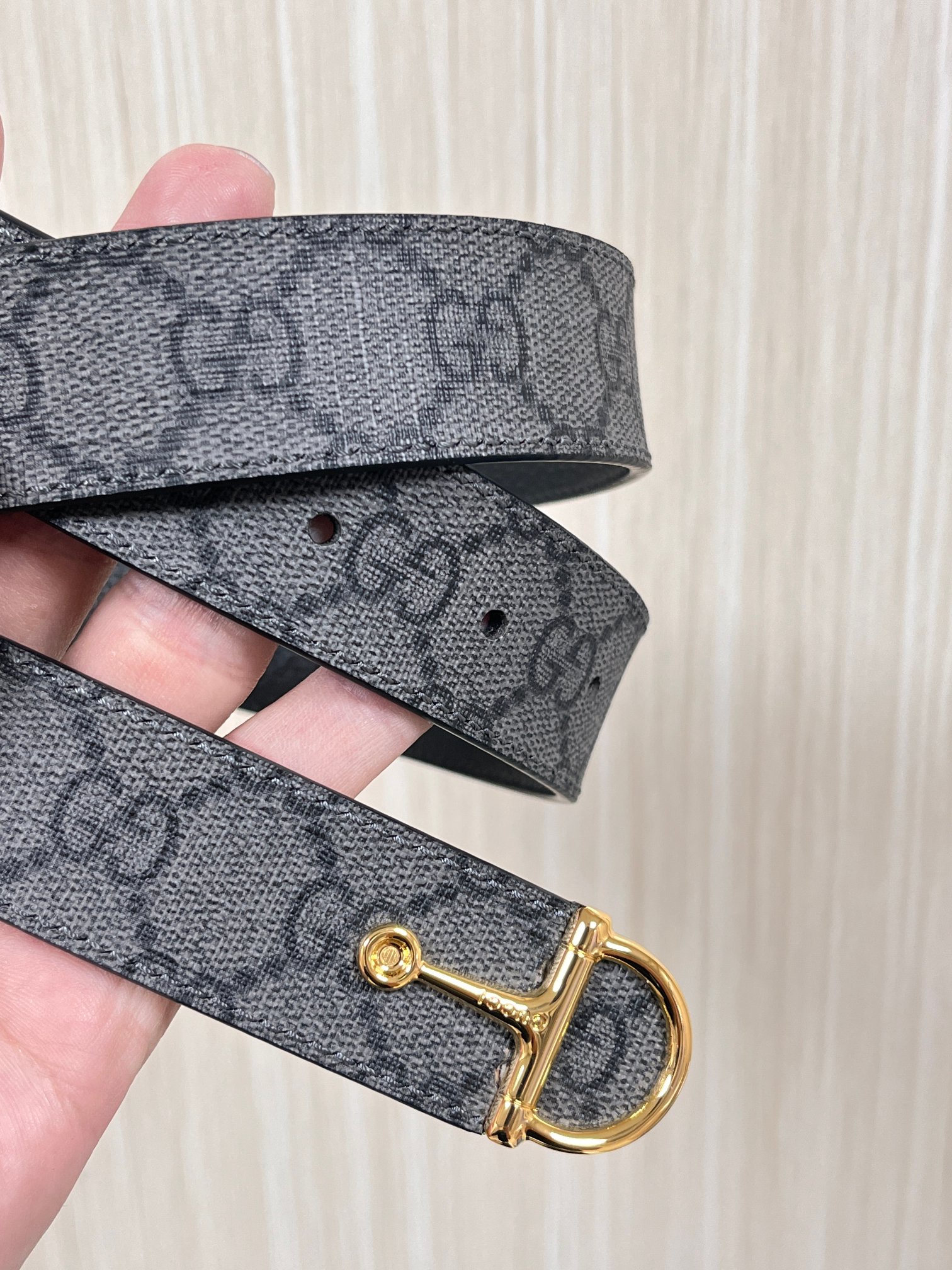 当季新款 Gucci 新品 一面新款灰黑pvc印花 另一面进口灰色猪皮纹小牛皮-Top High Quatity Cheap Sneakers Fashion Clothing Clothes Bags handbags Shoes of all Brand wholesale With The best Quality And Beautiful Price from China Factory Chinese suppliers wholesaler seller 当季新款 Gucci 新品 一面新款灰黑pvc印花 另一面进口灰色猪皮纹小牛皮