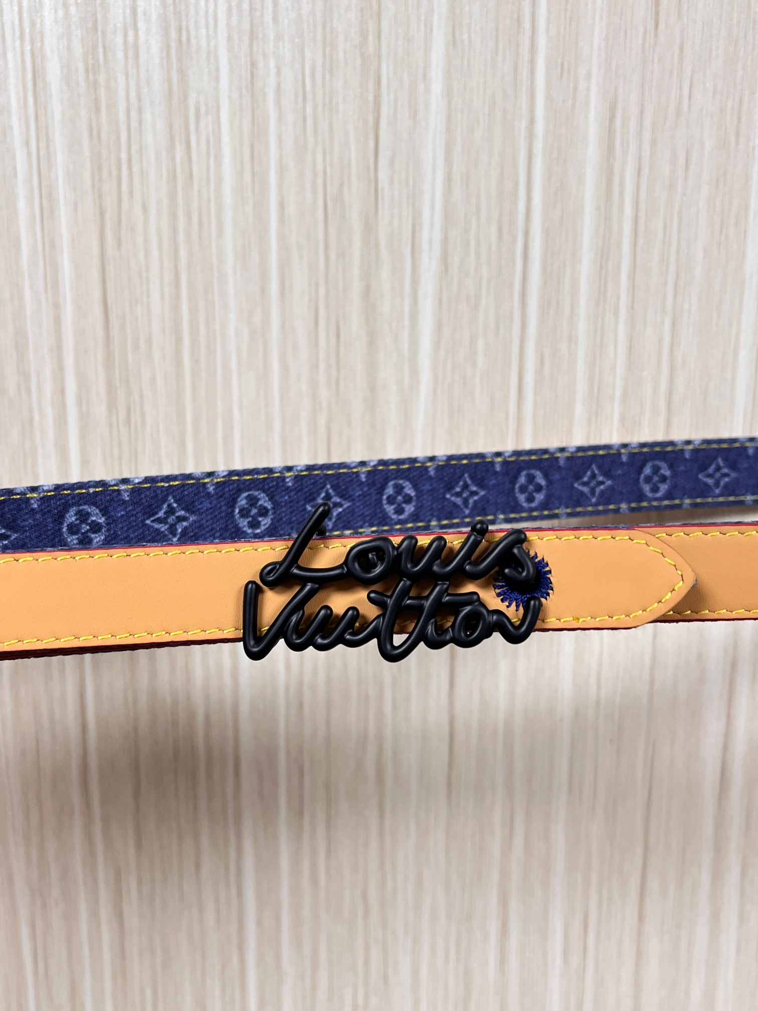 当季新款 - 牛仔篮Monogram 帆布材质 搭配复古做旧的老花印花另一面树高进口牛皮宽牛仔蓝布