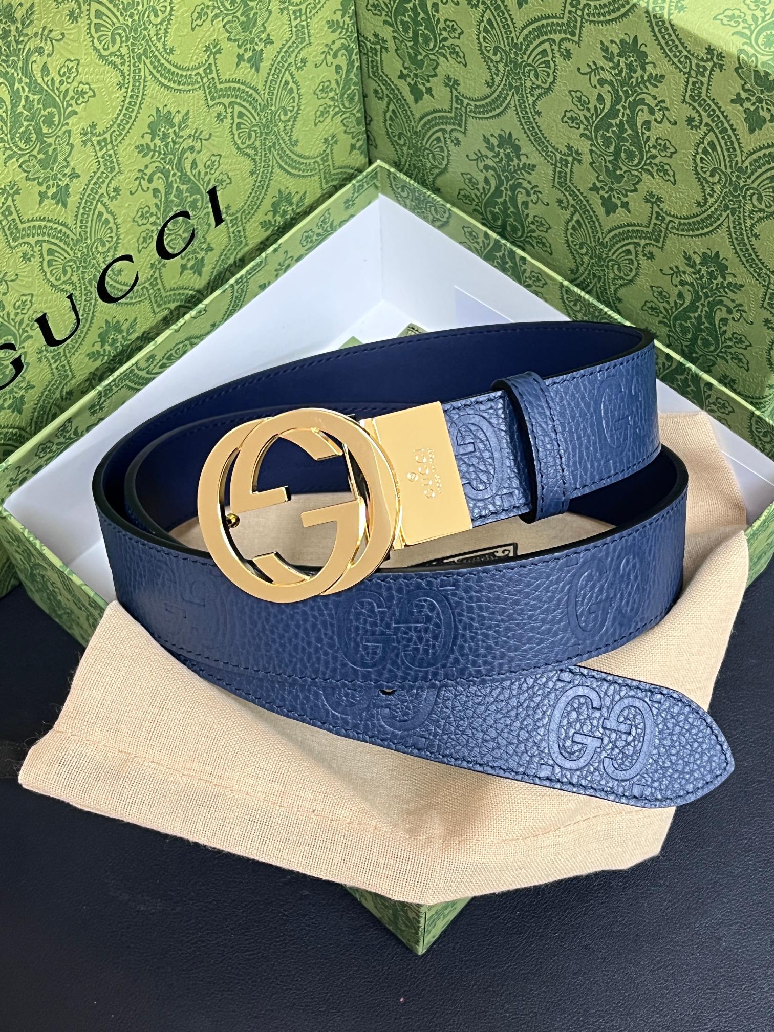 当季新款，.双面进口牛皮，一面蓝色荔枝纹压G, 一面光滑牛皮，搭配精品旋转扣。3.5宽兰色荔枝纹压花尖尾