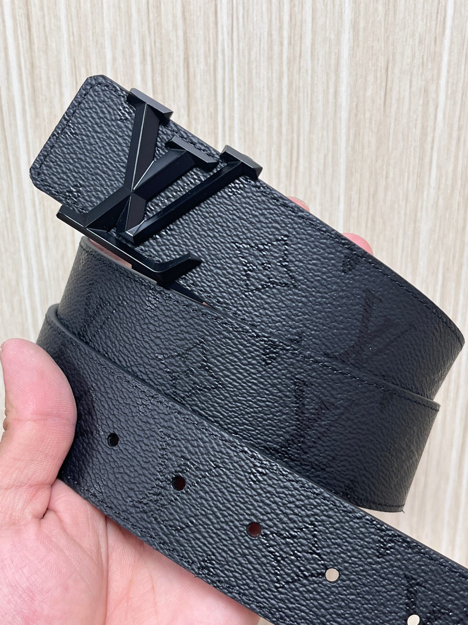 当季新款，意大利进口全黑暗纹涂层帆布低调灰黑色老花暗印，哑光高级，反面（内衬面）：进口光滑黑色小牛皮，4