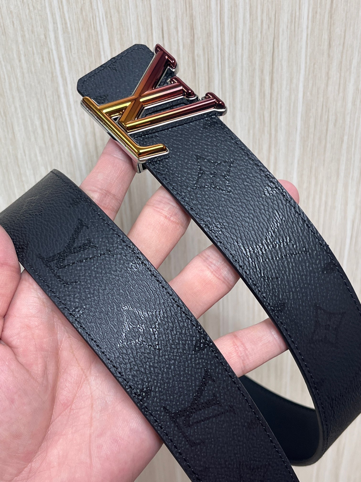 当季新款，意大利进口全黑暗纹涂层帆布低调灰黑色老花暗印，哑光高级，反面（内衬面）：进口光滑黑色小牛皮，4