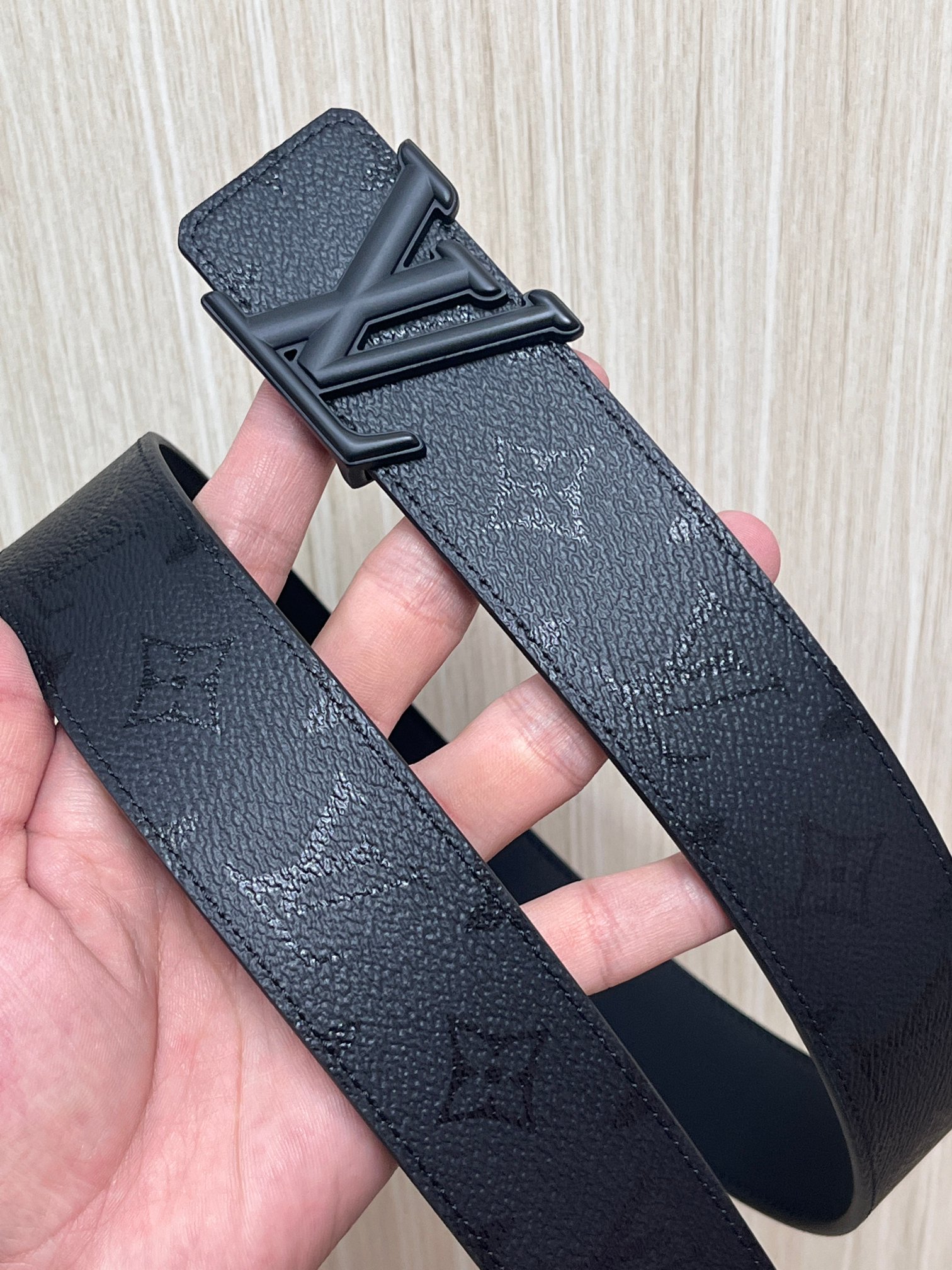 当季新款，意大利进口全黑暗纹涂层帆布低调灰黑色老花暗印，哑光高级，反面（内衬面）：进口光滑黑色小牛皮，4