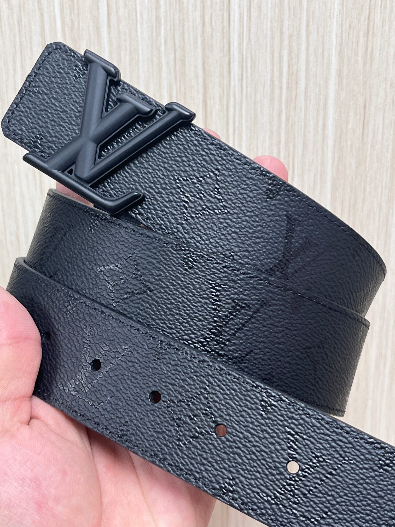 当季新款，意大利进口全黑暗纹涂层帆布低调灰黑色老花暗印，哑光高级，反面（内衬面）：进口光滑黑色小牛皮，4