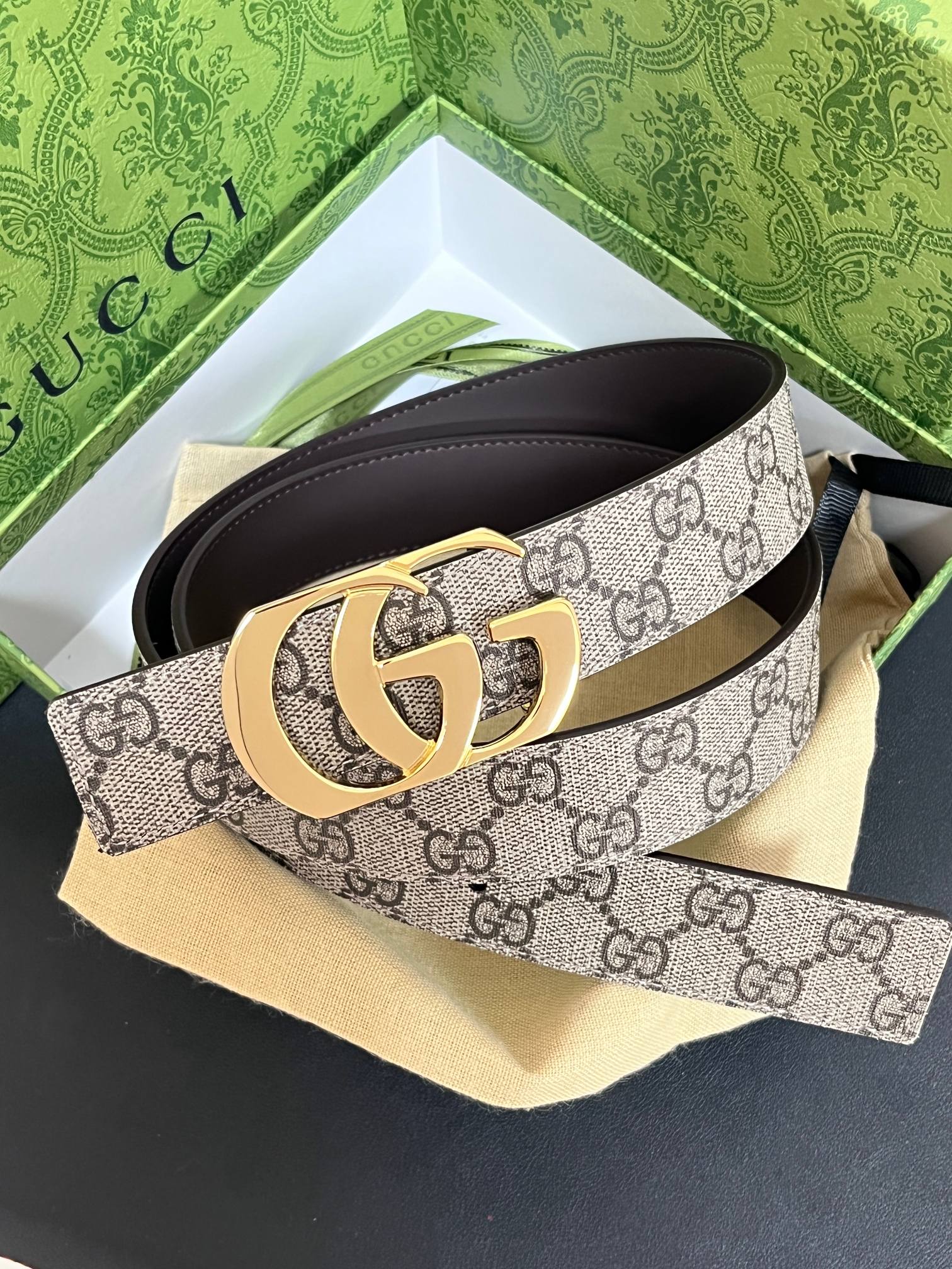当季新款，杏字帆布，进口小牛皮，做过精细，，3.5杏布