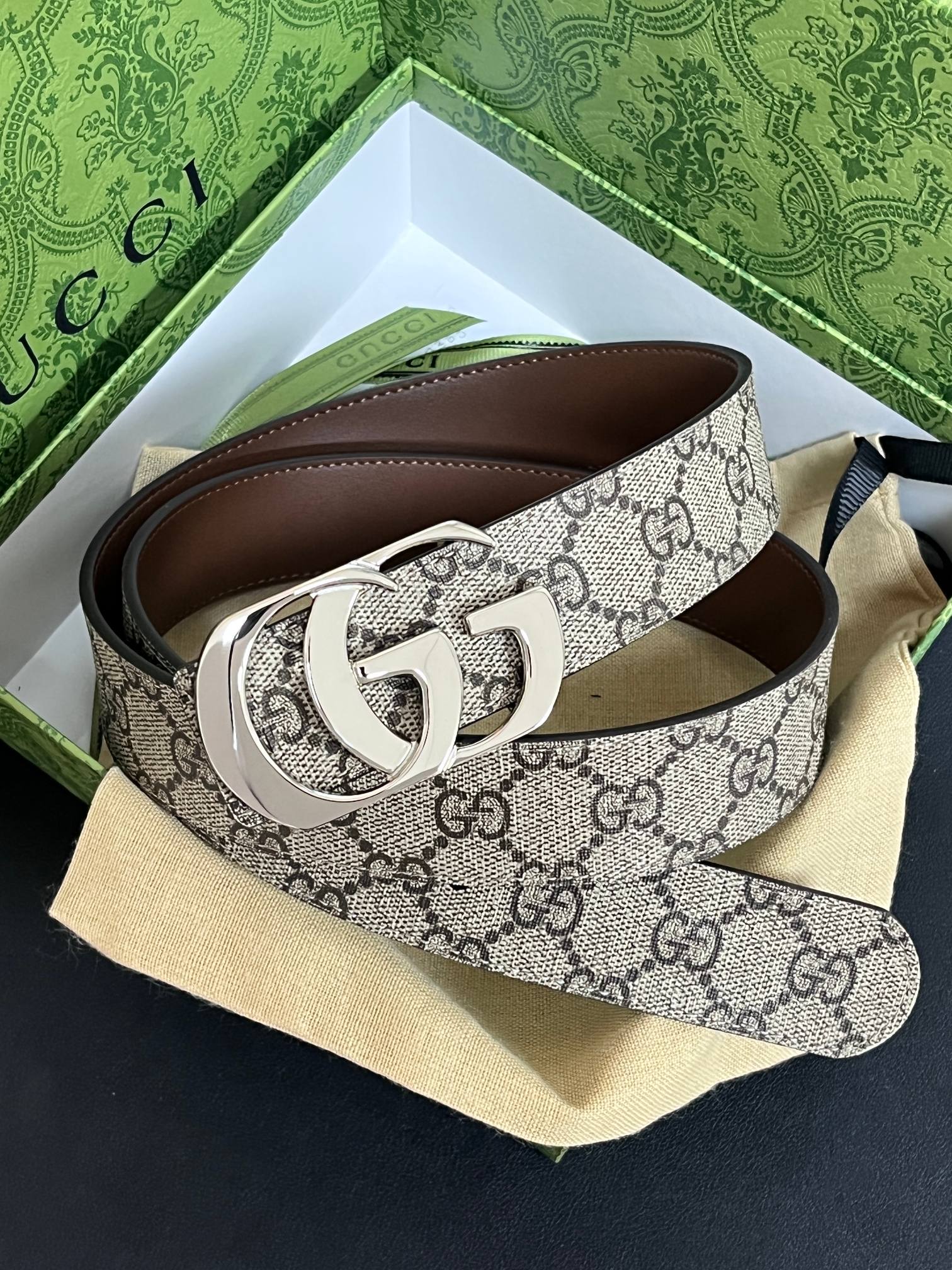 当季新款，杏字帆布，进口硅胶皮，做过精细，，3.5杏布