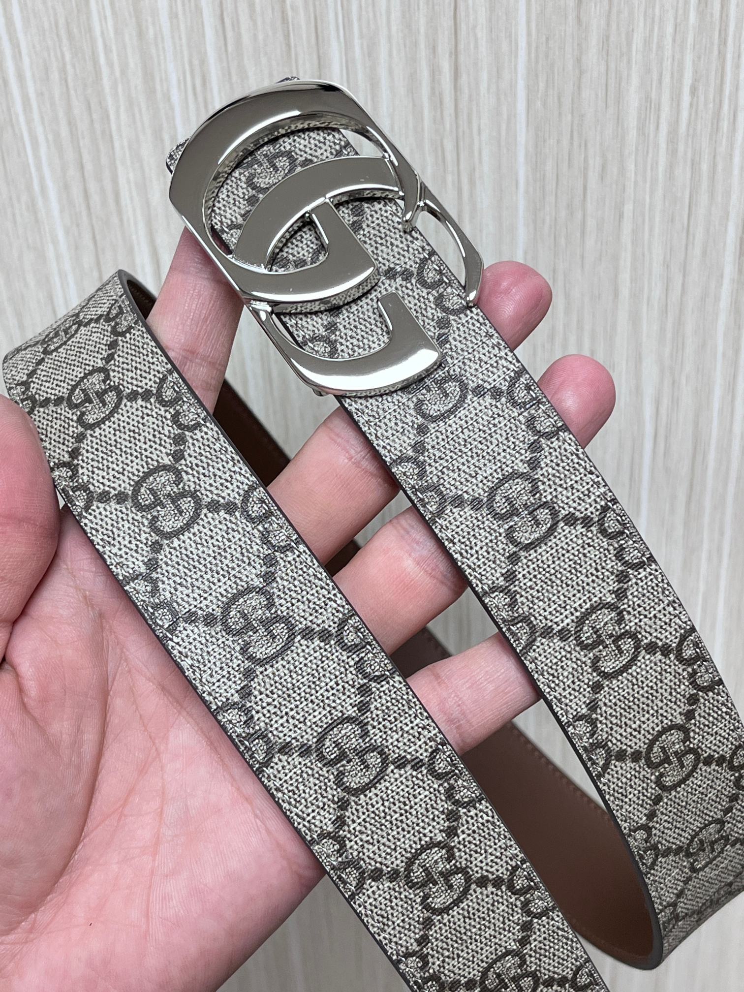 当季新款，杏字帆布，进口硅胶皮，做过精细，，3.5杏布