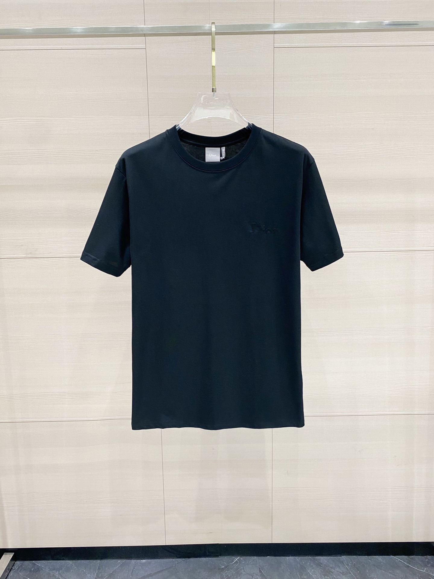 La nueva camiseta P120 Dior 26ss es un producto nuevo de la serie de ropa masculina de verano 2026 y es un artículo clá…