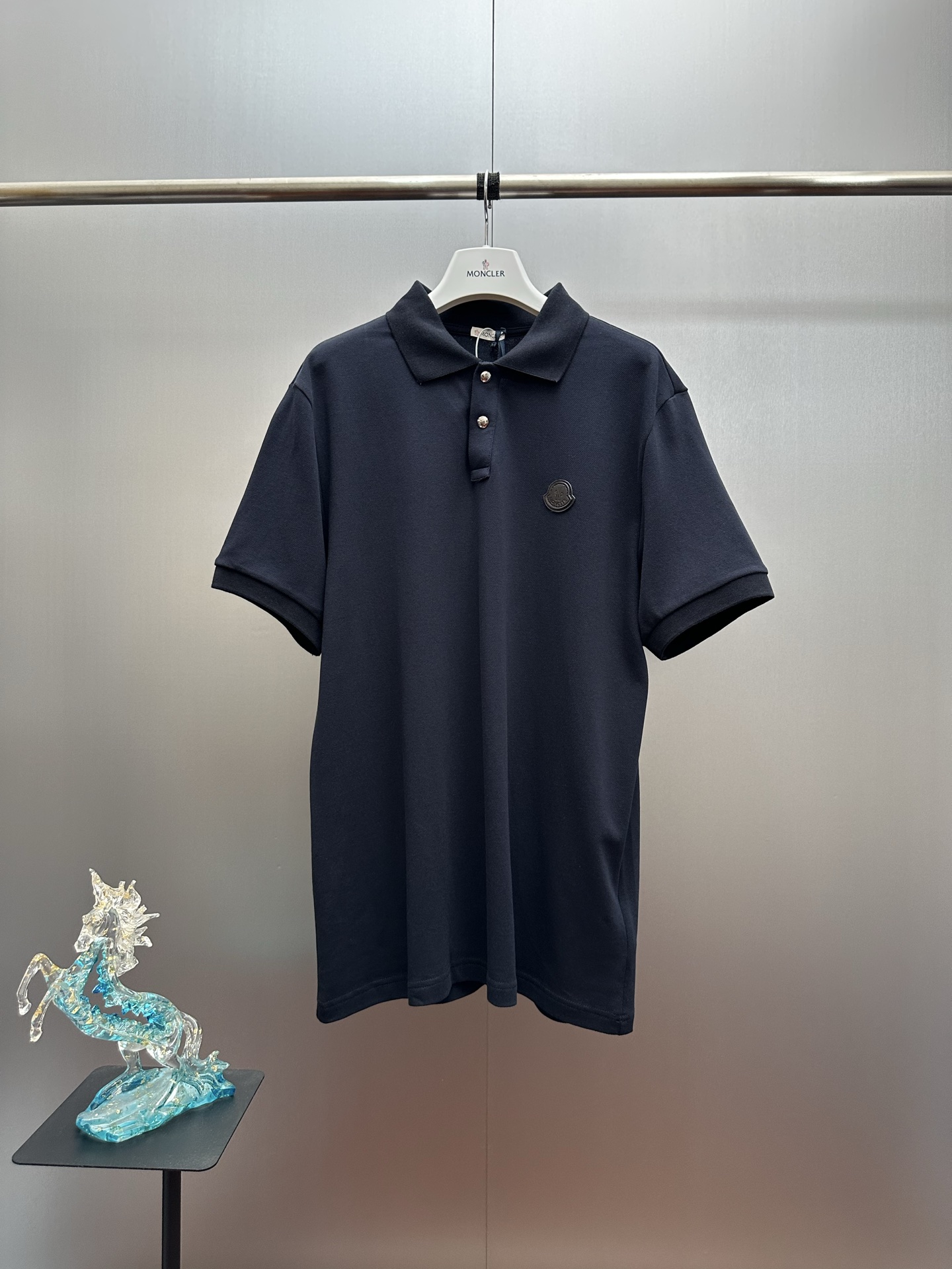 🔥160@MONCLER 26SS Etiqueta con logotipo Polo de algodón piqué, comprado original por 3950 para desarrollo, tejido piqu…