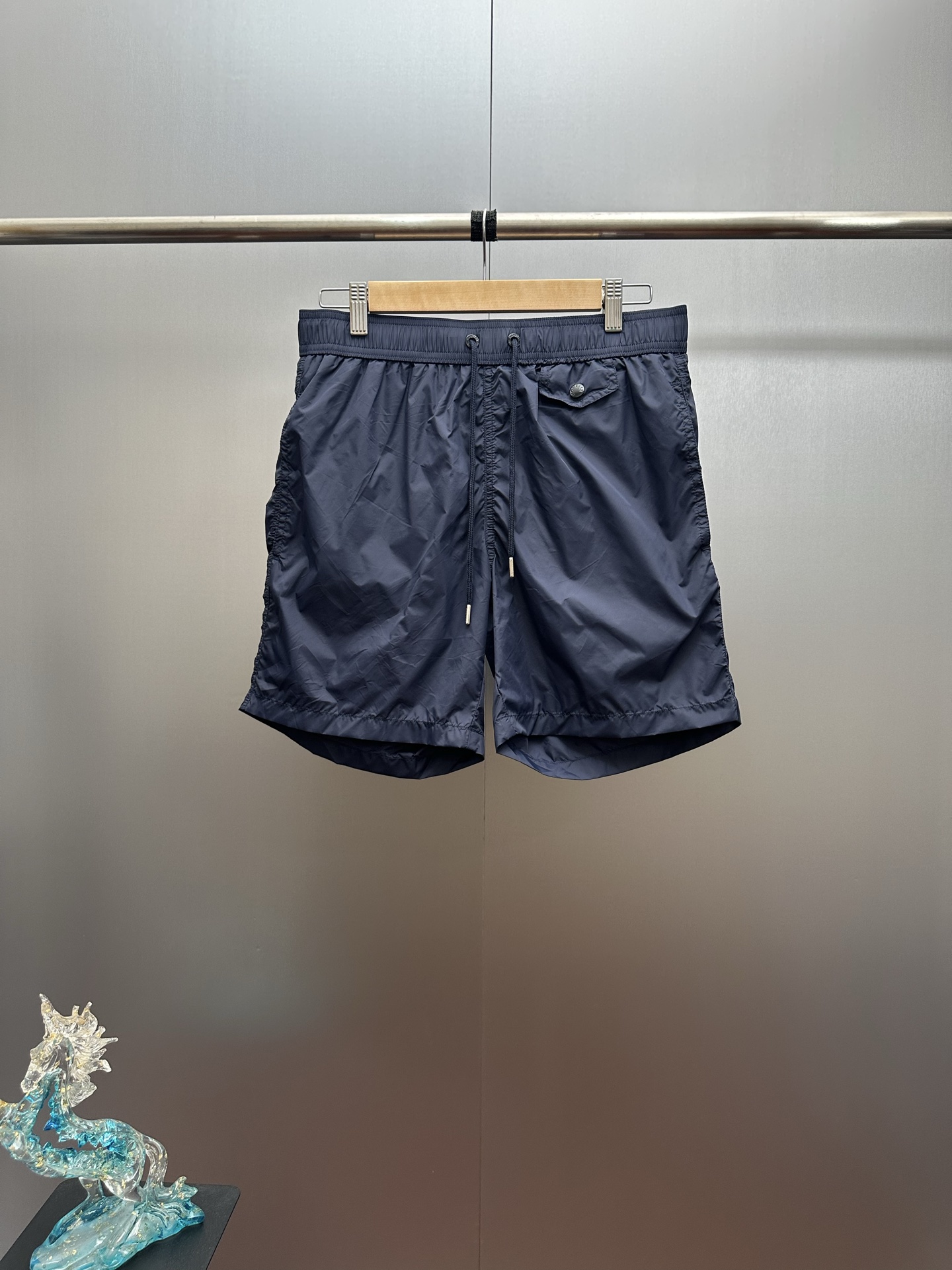 🔥P85@(Artículo principal de volumen, éxito de ventas) Pantalones cortos casuales de secado rápido Moncler de color lis…