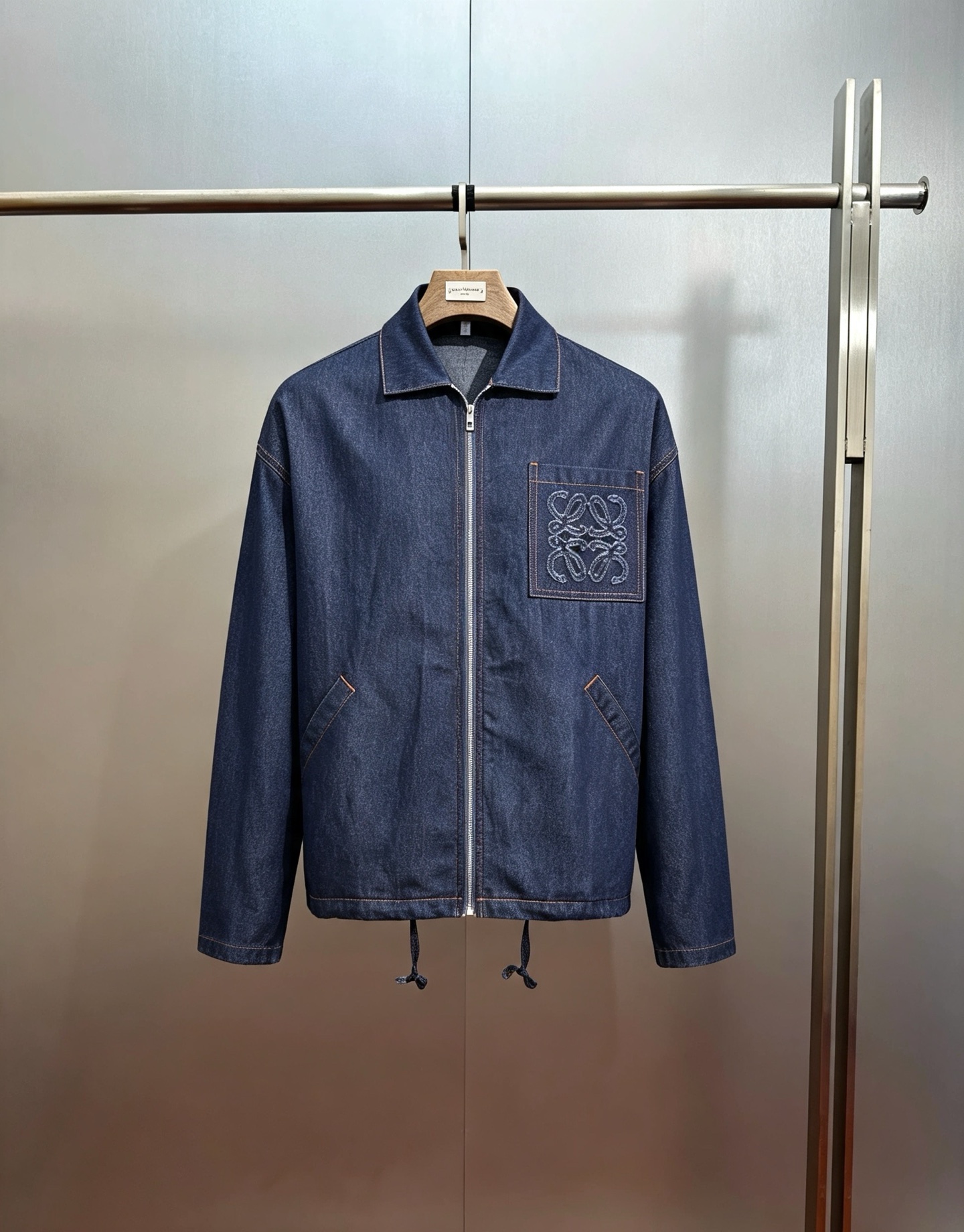 🔥P235@LOEWE 26FW Chaqueta vaquera de algodón con bordado de logotipo. Comprada original por 11900 para desarrollo, tej…