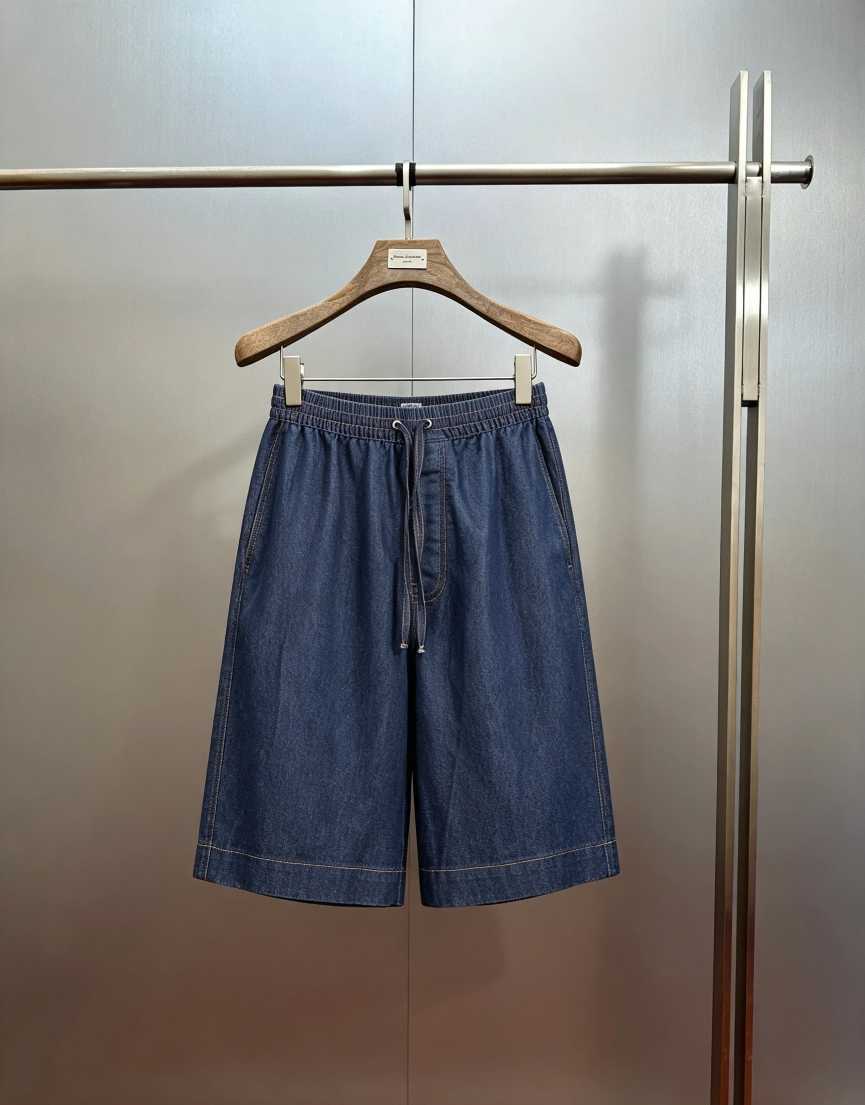 🔥P200@LOEWE 26FW Precollection Pantalones cortos vaqueros de algodón con bordado. Comprados original por 680…