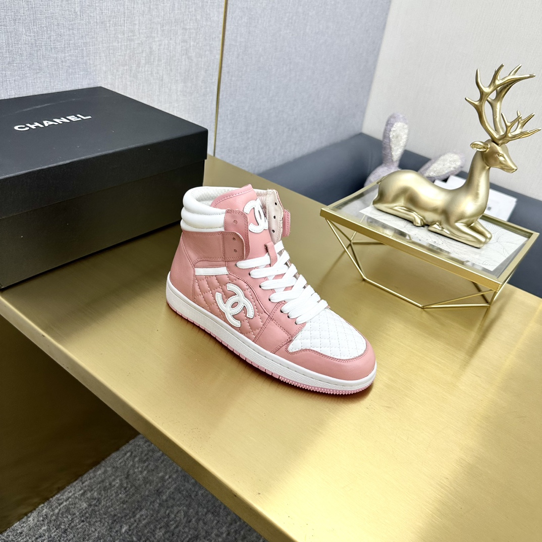 香奈儿AJコラボ 高級レザー高トップスニーカー