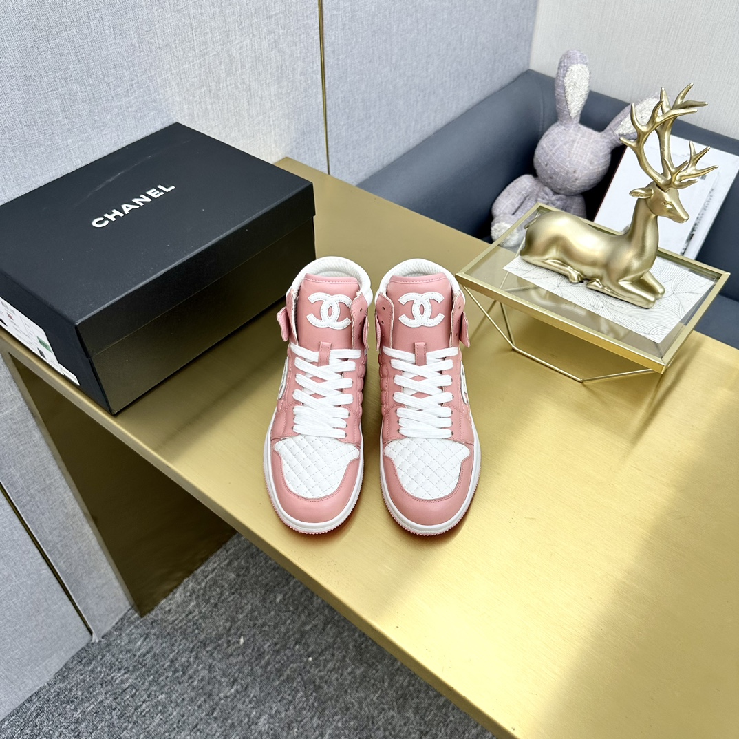 香奈儿AJコラボ 高級レザー高トップスニーカー