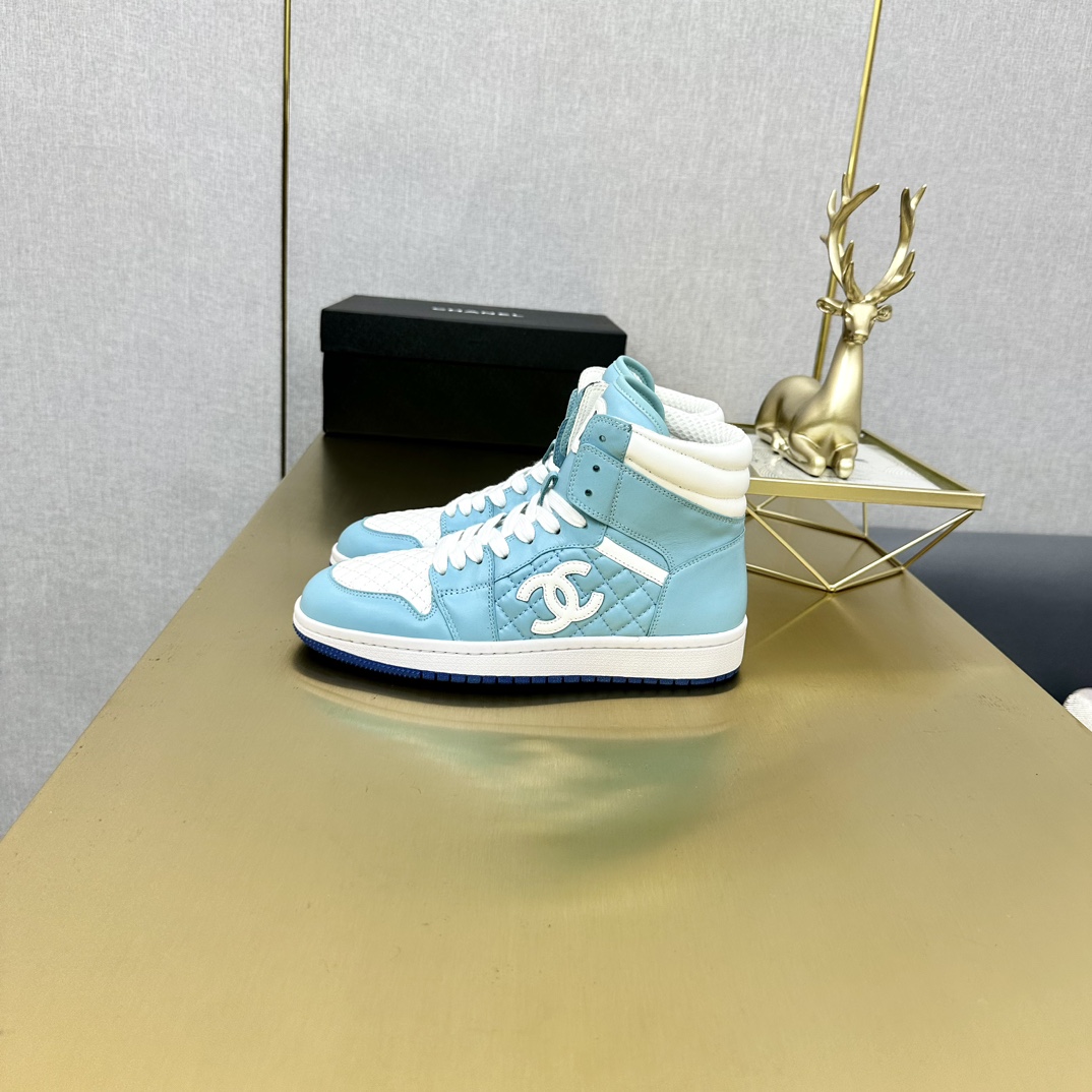 香奈儿AJコラボ 高版本頭層牛皮ハイカットスニーカー