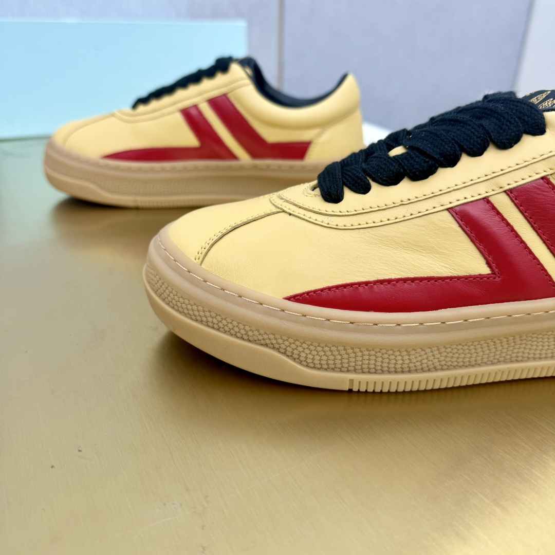 Colorful Hairs Van at Plant Priced at $650 with LANVIN LAB x FUTURE Same-sex Cash Leisure Shoes. - 图片 9