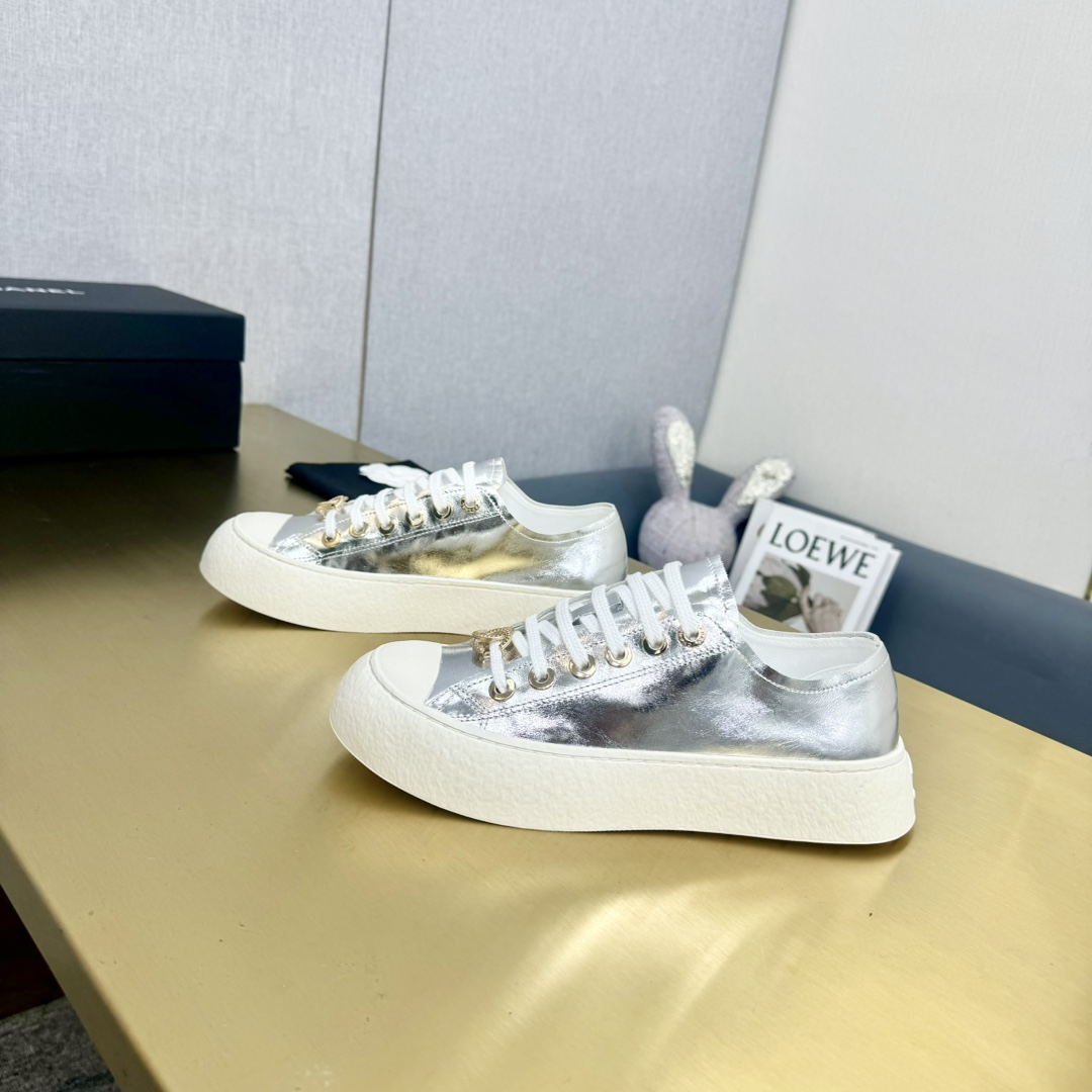 Chanel香奈儿 2024饼干鞋 クラシックデザイン スポーティー