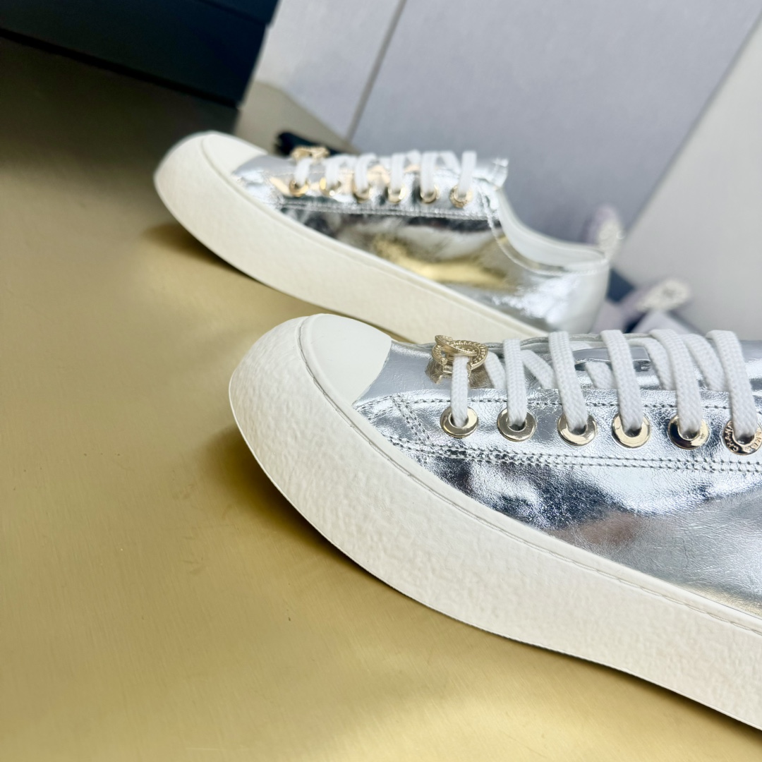 Chanel香奈儿 2024饼干鞋 クラシックデザイン スポーティー