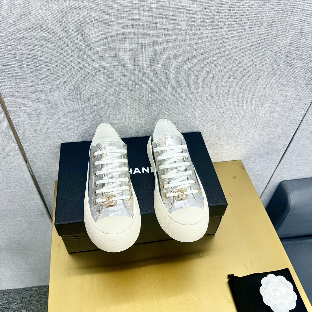 Chanel香奈儿 2024饼干鞋 クラシックデザイン スポーティー
