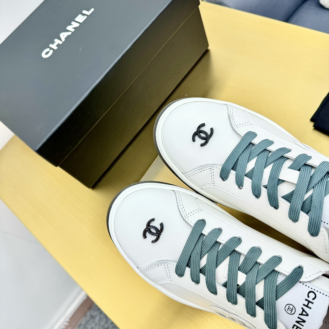 Chanel香奈儿 2024年春夏版 クラシックデザインスポーツシューズ