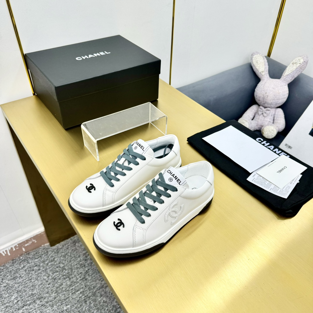 Chanel香奈儿 2024年春夏版 クラシックデザインスポーツシューズ