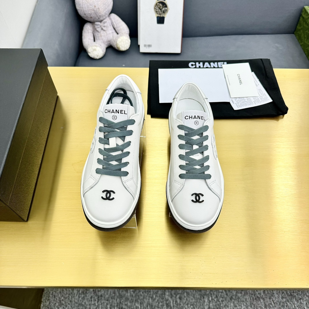 Chanel香奈儿 2024年春夏版 クラシックデザインスポーツシューズ