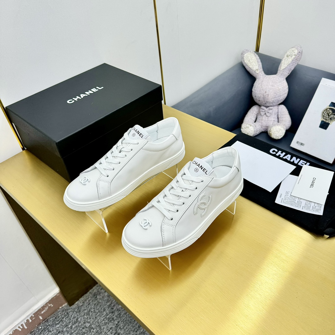 Chanel香奈儿 2024春夏饼干鞋 スポーツとファッションの融合