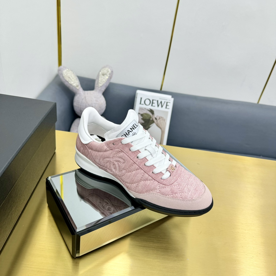versión superior Chanel Chanel - 2024 contador modelos casuales entrenadores este diseño clásico; su