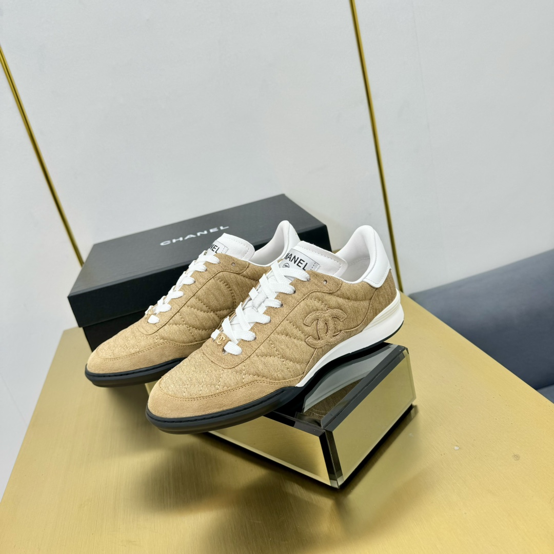 versión superior Chanel Chanel - 2024 contador modelos casuales entrenadores este diseño clásico; su