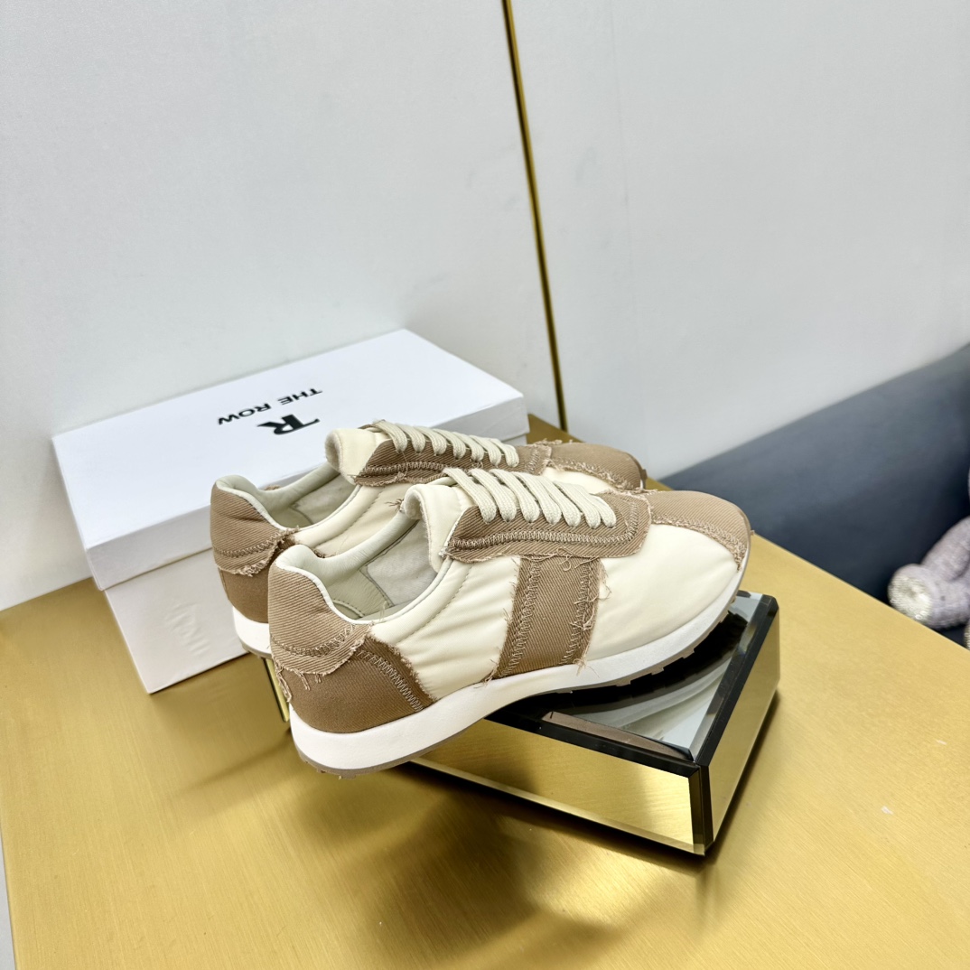 German Shoes: Stylish, Comfortable, Original Fabric, Large Base, Size 35-39, $525 - 图片 7