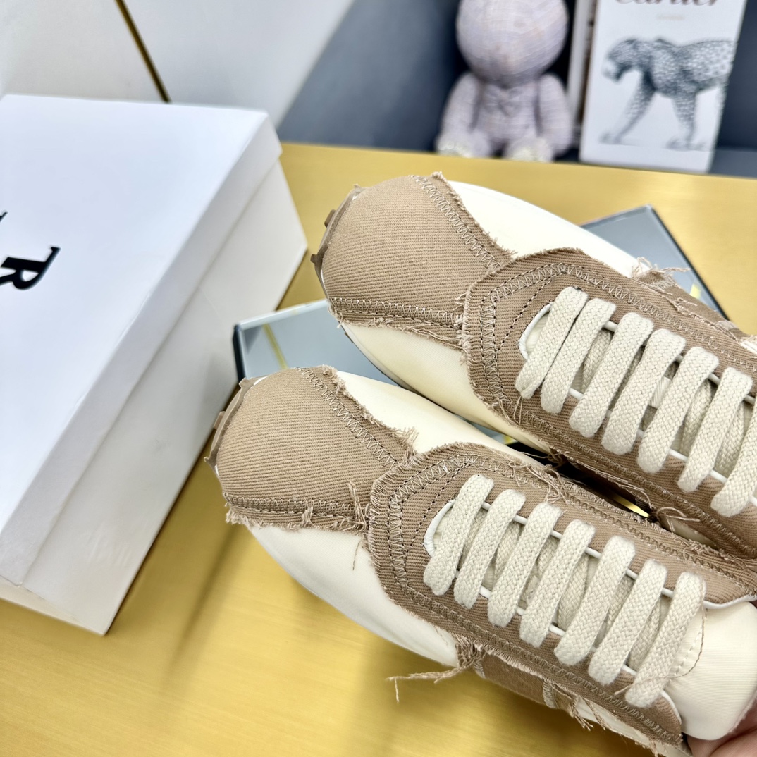 German Shoes: Stylish, Comfortable, Original Fabric, Large Base, Size 35-39, $525 - 图片 4