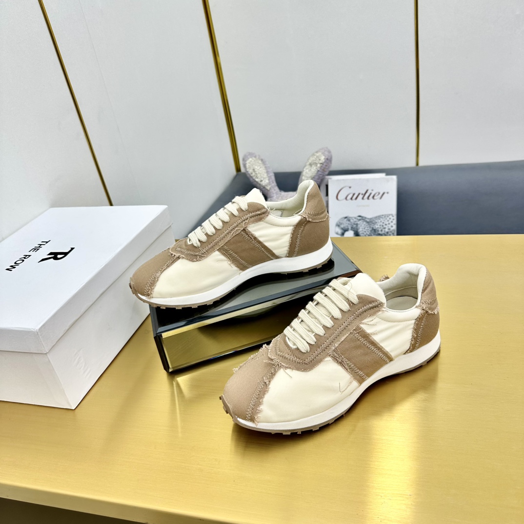 German Shoes: Stylish, Comfortable, Original Fabric, Large Base, Size 35-39, $525 - 图片 3
