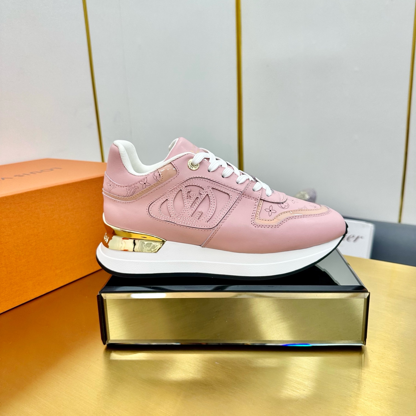 Louis Vuitton Neo Run Away Pink Leather Sneakers - Iconic Comfort 3 i1736322210502 4490 0 1