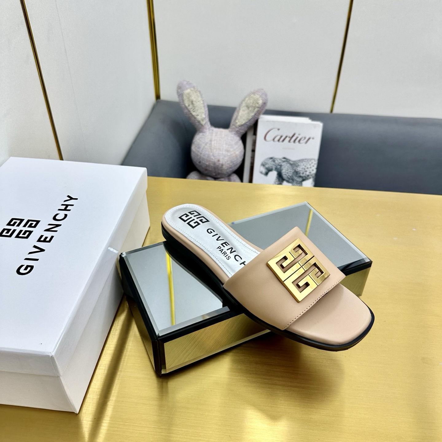 Givenchy/Zithian Toe Slippers, 2025 collection, feature branded metal gadgets, sizes 35-40, original packaging included. - 图片 2