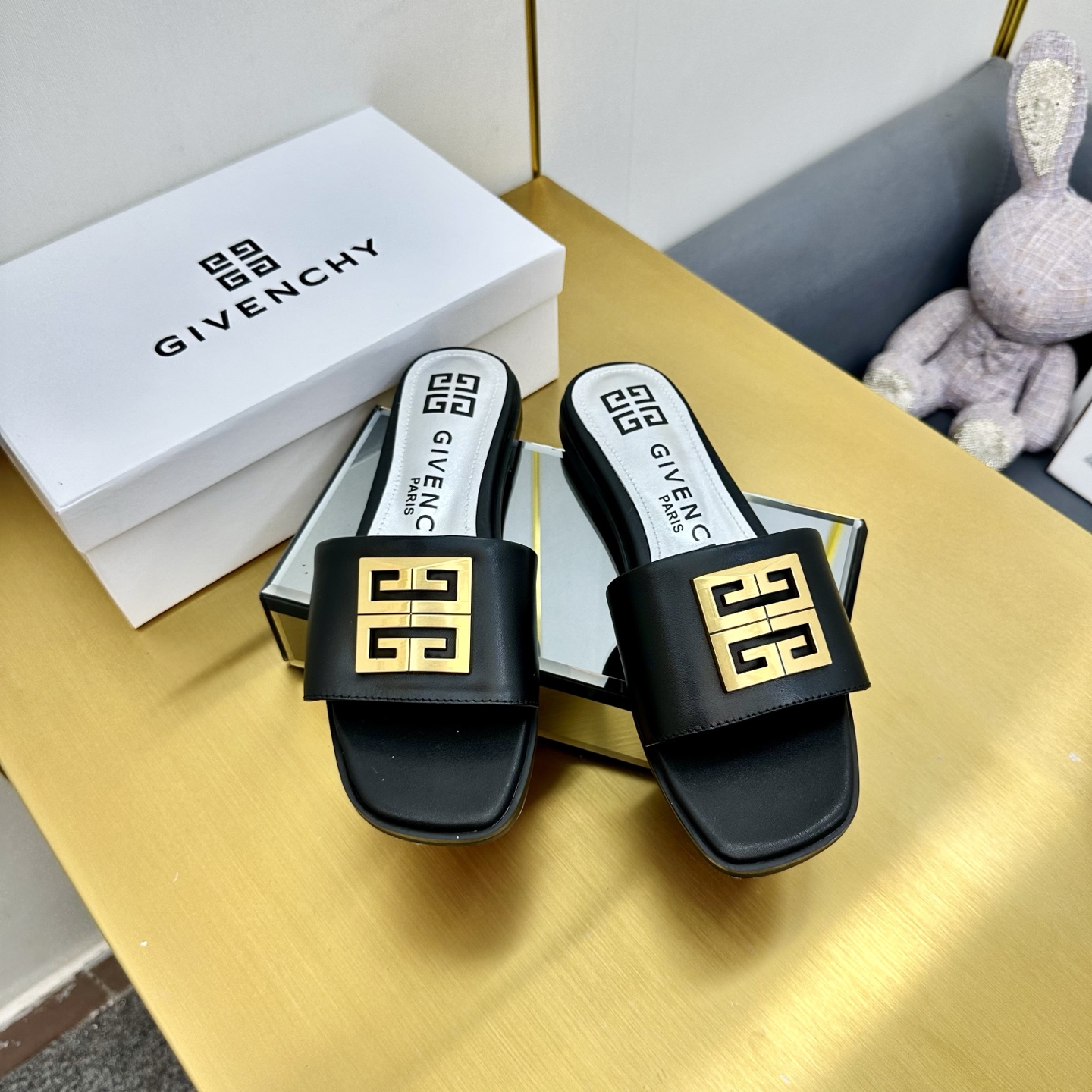 Givenchy/Zithian Toe Slippers 2025 Collection: Metal Gadgets, Top Atmosphere Sensibility, Size 35-40, Original Packaging - 图片 5