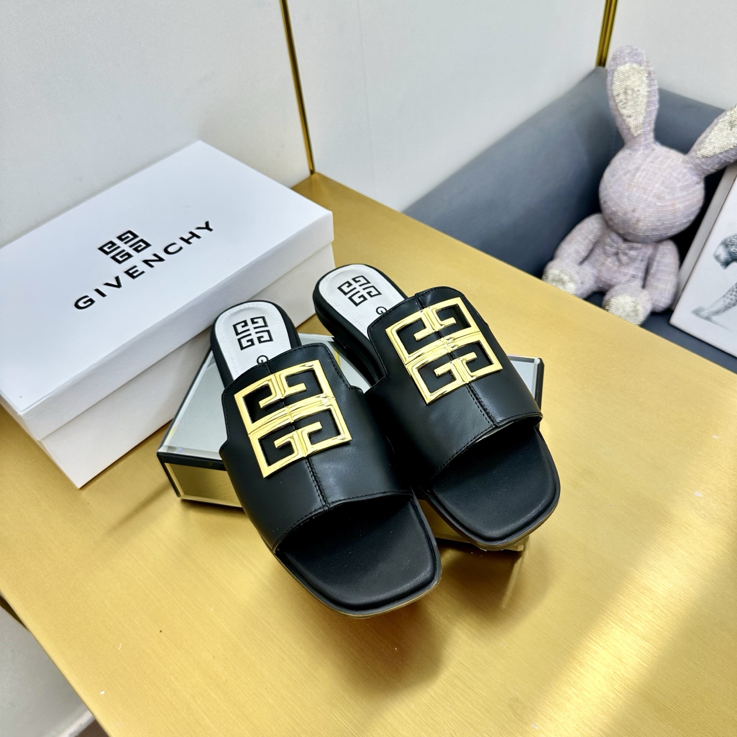 Givenchy/Zithian Toe Slippers 2025 Collection: Metal Gadgets, Senses, and Original Packaging, Sizes 35-40 (Order 41-42) - 图片 5