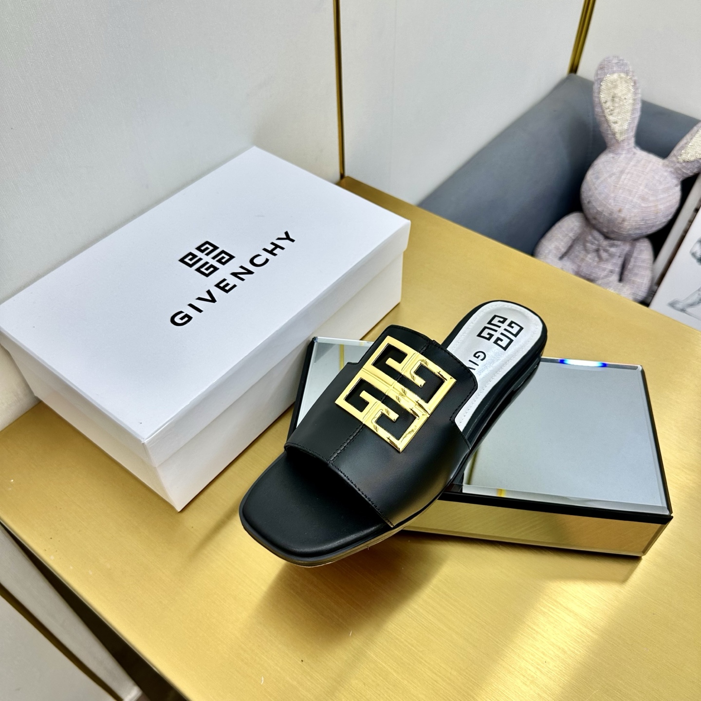 Givenchy/Zithian Toe Slippers 2025 Collection: Metal Gadgets, Senses, and Original Packaging, Sizes 35-40 (Order 41-42) - 图片 1