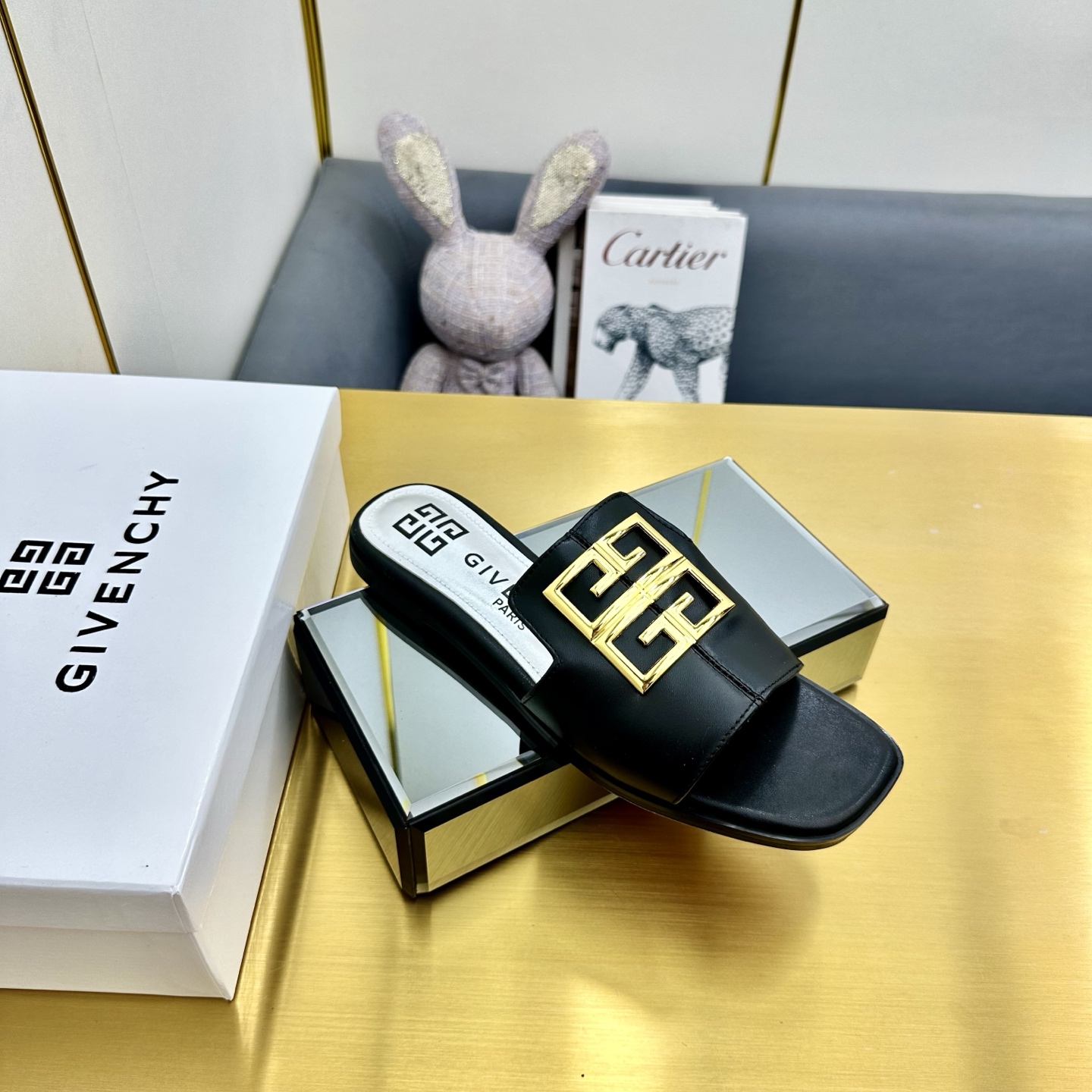 Givenchy/Zithian Toe Slippers 2025 Collection: Metal Gadgets, Senses, and Original Packaging, Sizes 35-40 (Order 41-42) - 图片 2
