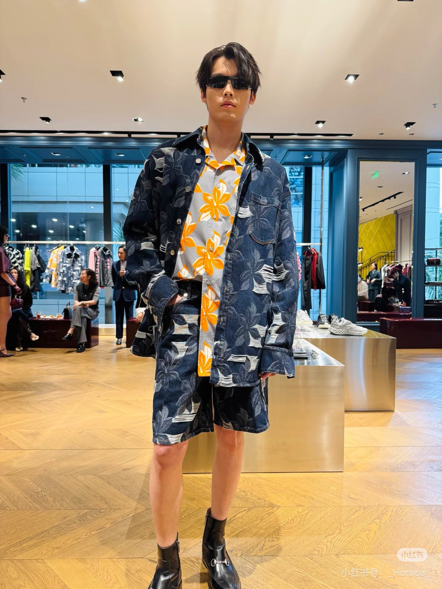 NO:161089,【Upper body picture】Guc leaf jacquard denim shorts, gucci, shorts, alexander wang19860909【上身图】Guc 树叶提花牛仔短裤,,gucci,shorts,alexander wang,Men's clothing