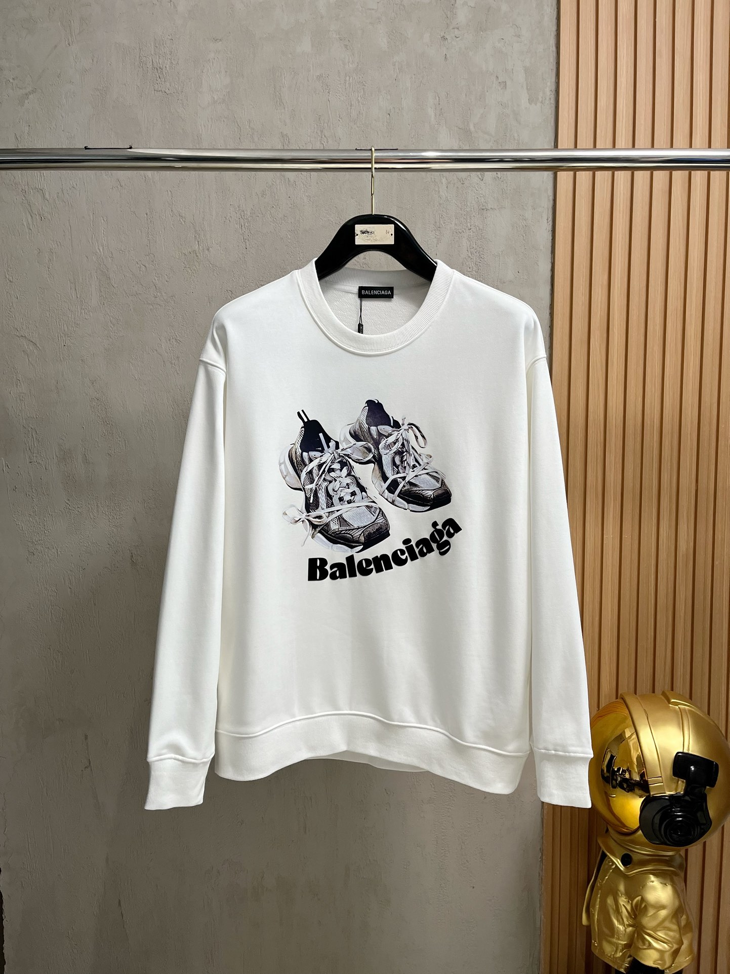 BALENCIAGA巴黎世家秋冬新款高克重380克重磅卫衣出货啦！！定制高克重纯棉卫衣面料搭配当下流行重